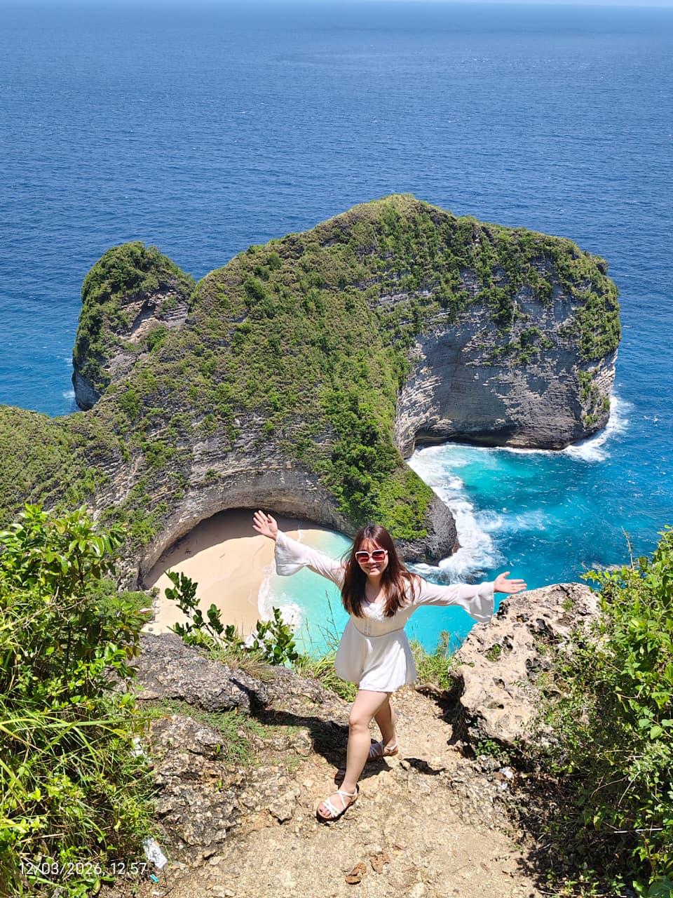 West Tour + 1 Night Stay